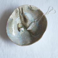 GATHERED No2 porcelain freeform linen bowl, white beige gold, Vanillakiln