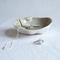 GATHERED No2 porcelain freeform linen bowl, white beige gold, Vanillakiln