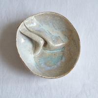 GATHERED No1, round bowl, art bowl, freeform bowl, porcelain bowl, linen texture, beige, white, gold lustre, Vanillakiln, cer