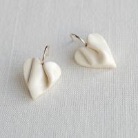 White draped hearts earrings, 925 sterling silver, semi circular wires, white heart earrings, wedding jewellery, bride earrin