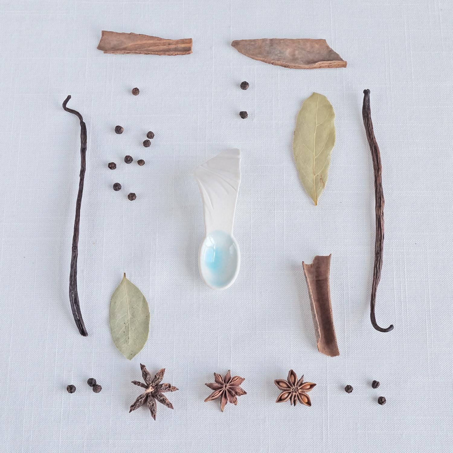 RUCHED No2 porcelain spoon, white blue