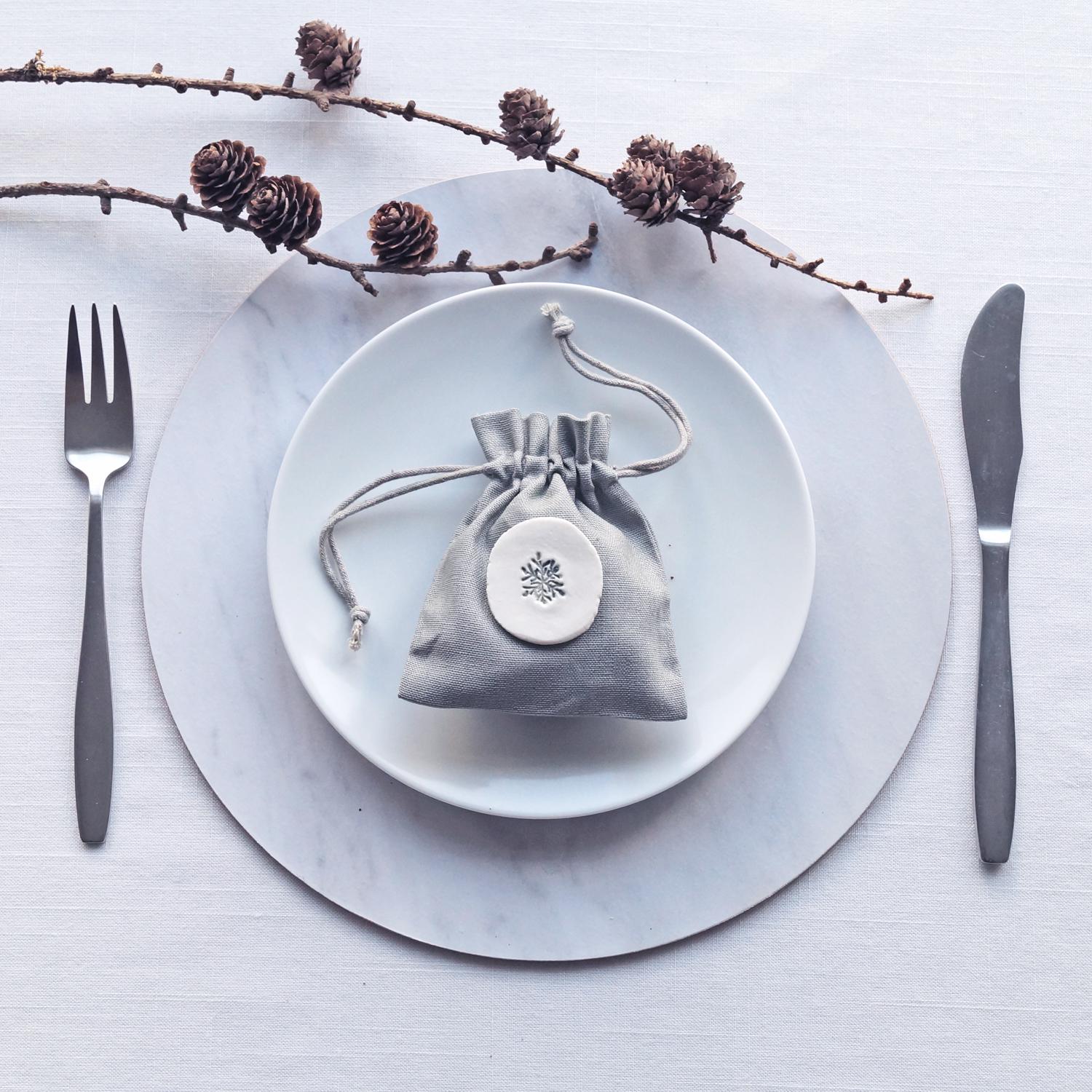 Set of 3 favour bags, Christmas favour bags, grey linen bags, Christmas cracker alternative, grey bags, Christmas bags, adven