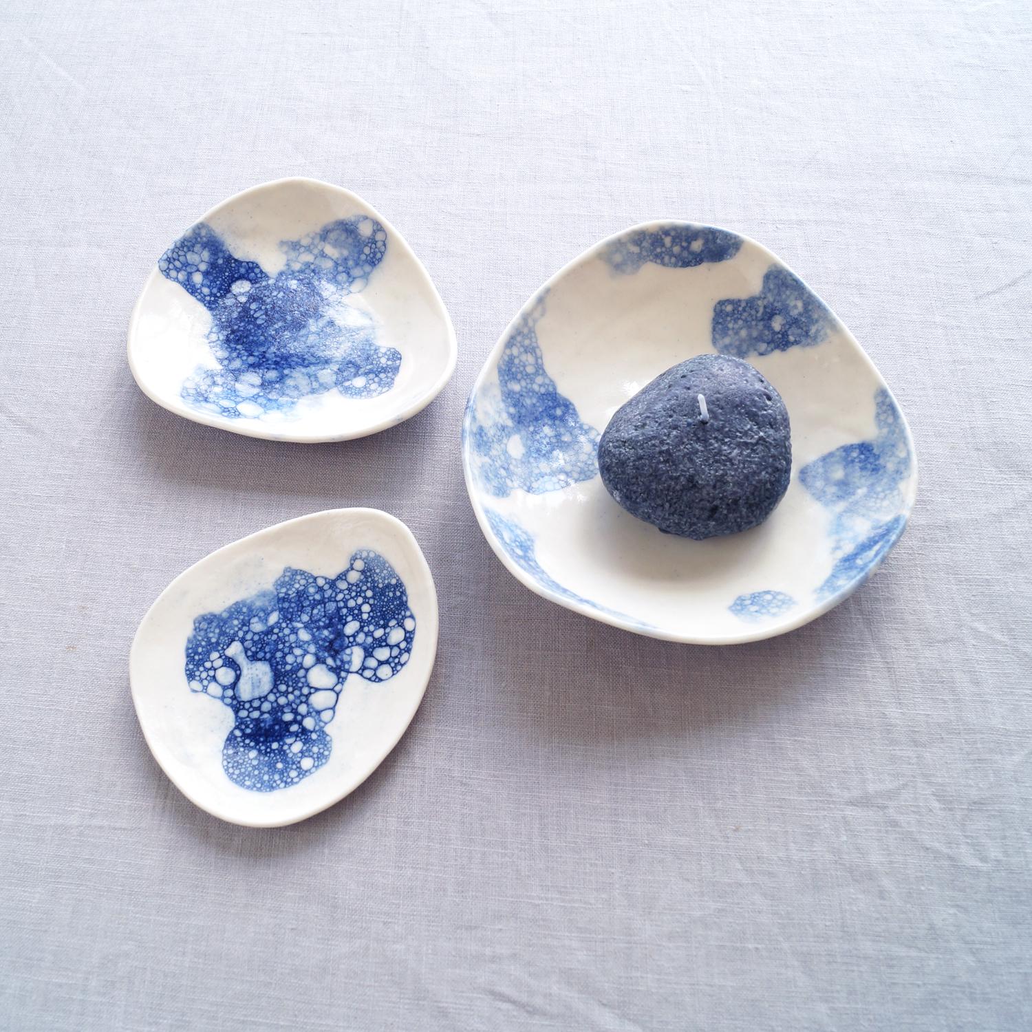PEBBLE bowl, blue bubbles, white porcelain bowl, white ceramic bubble bowl, blue and white, bathroom bowl, candle bowl, ceramic bowl, bathroom storage, serving bowls, VanillaKiln,