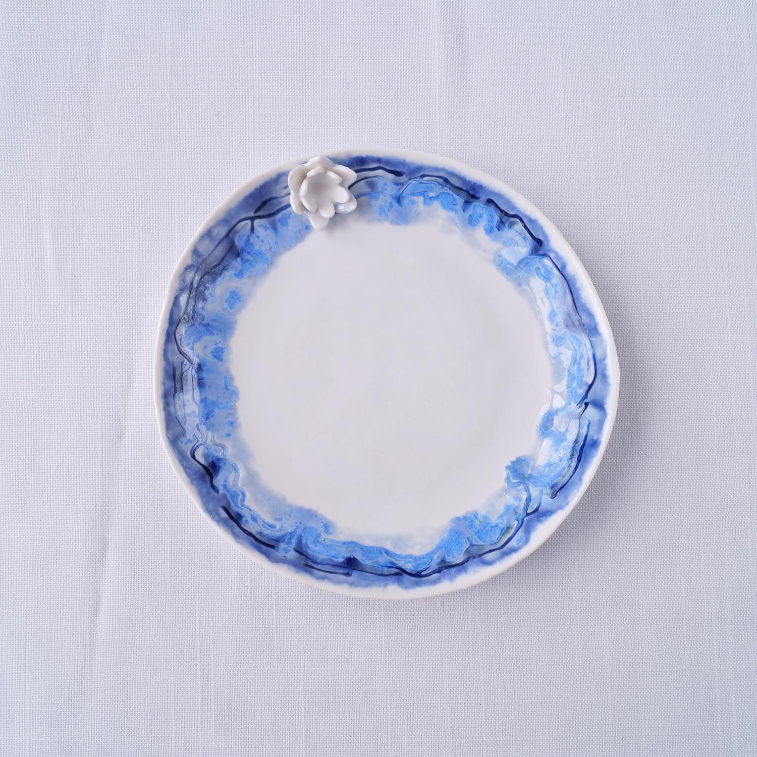 Water lily bathroom set, three piece set, bathroom accessories set, ceramic cup, porcelain tumbler, ceramic tumbler, blue white porcelain, reactive glaze, toothbrush holder, water cup, white porcelain cup, blue ceramic tumbler, ceramic toothbrush holder, 