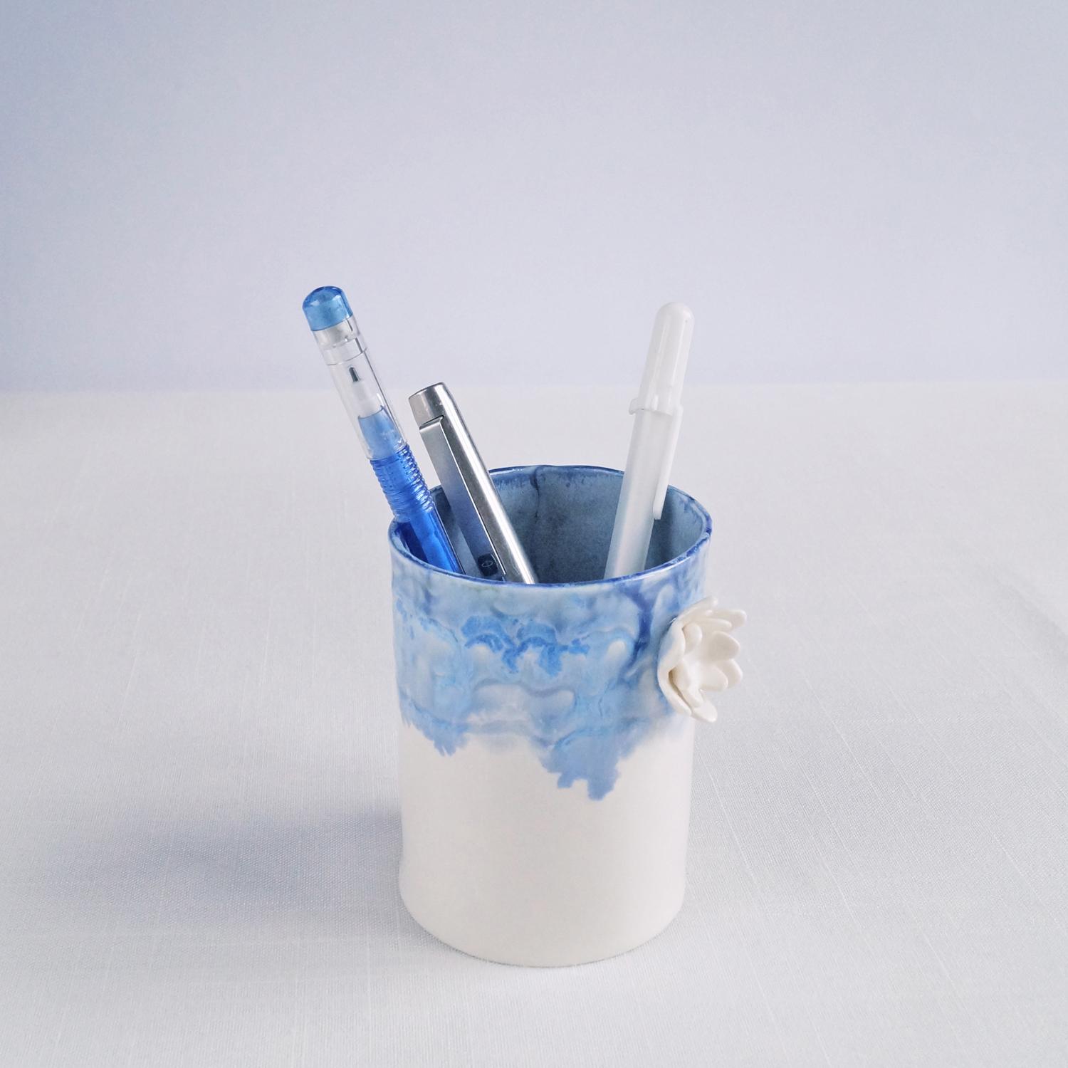 Water lily bathroom set, three piece set, bathroom accessories set, ceramic cup, porcelain tumbler, ceramic tumbler, blue white porcelain, reactive glaze, toothbrush holder, water cup, white porcelain cup, blue ceramic tumbler, ceramic toothbrush holder, 