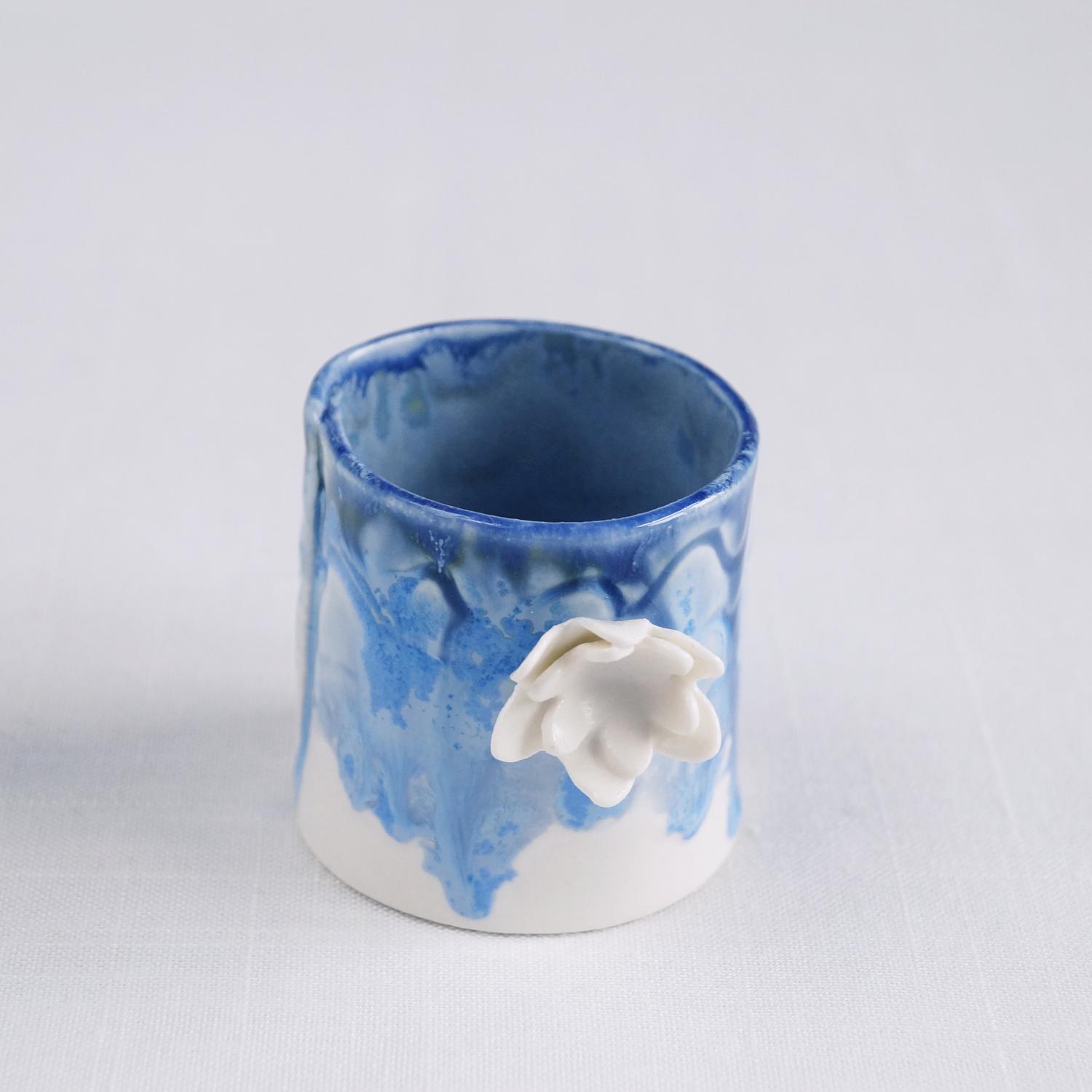 Water lily bathroom set, three piece set, bathroom accessories set, ceramic cup, porcelain tumbler, ceramic tumbler, blue white porcelain, reactive glaze, toothbrush holder, water cup, white porcelain cup, blue ceramic tumbler, ceramic toothbrush holder, 