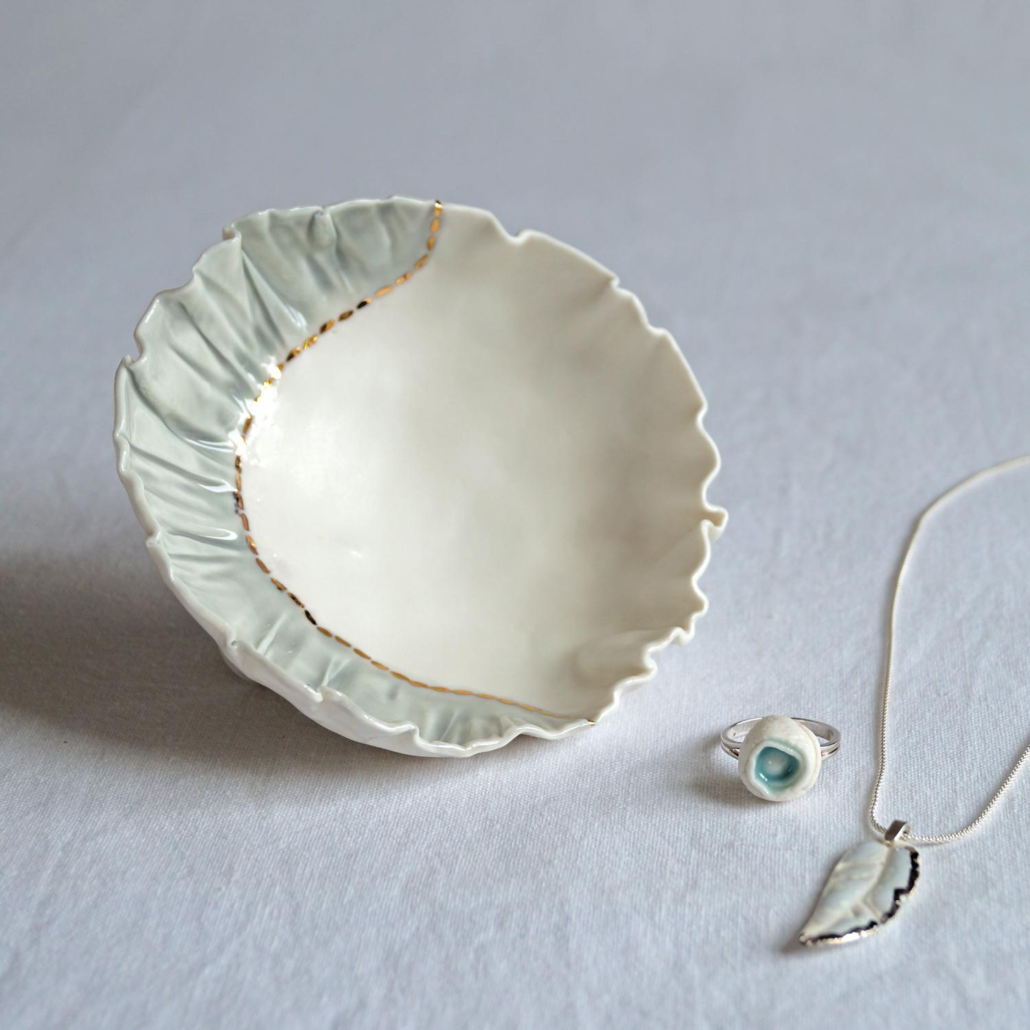 RUCHED No1, freeform bowl, porcelain jewellery bowl, white grey gold, VanillaKiln, UK, hand made jewellery dish, porcelain ri