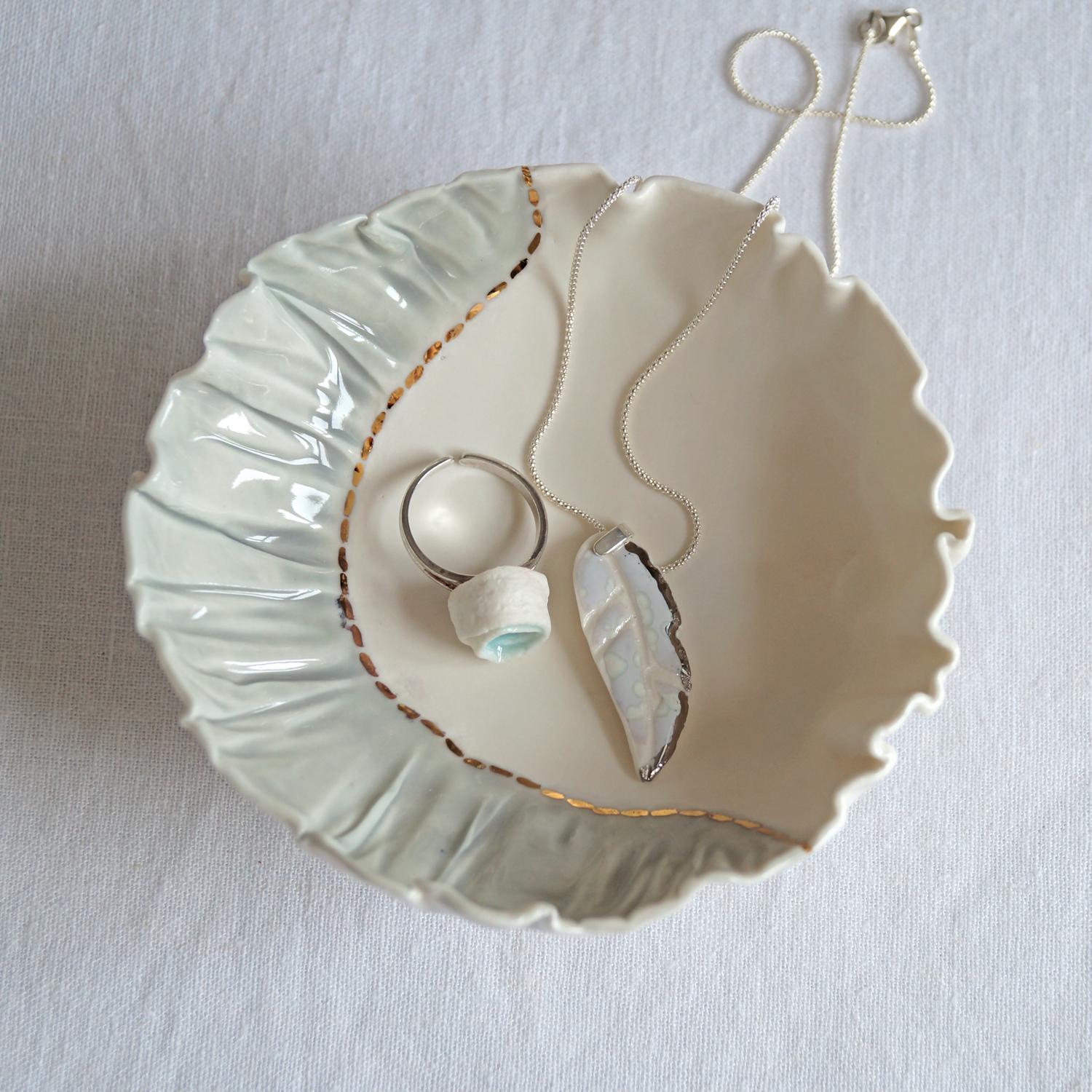 RUCHED No1, freeform bowl, porcelain jewellery bowl, white grey gold, VanillaKiln, UK, hand made jewellery dish, porcelain ri